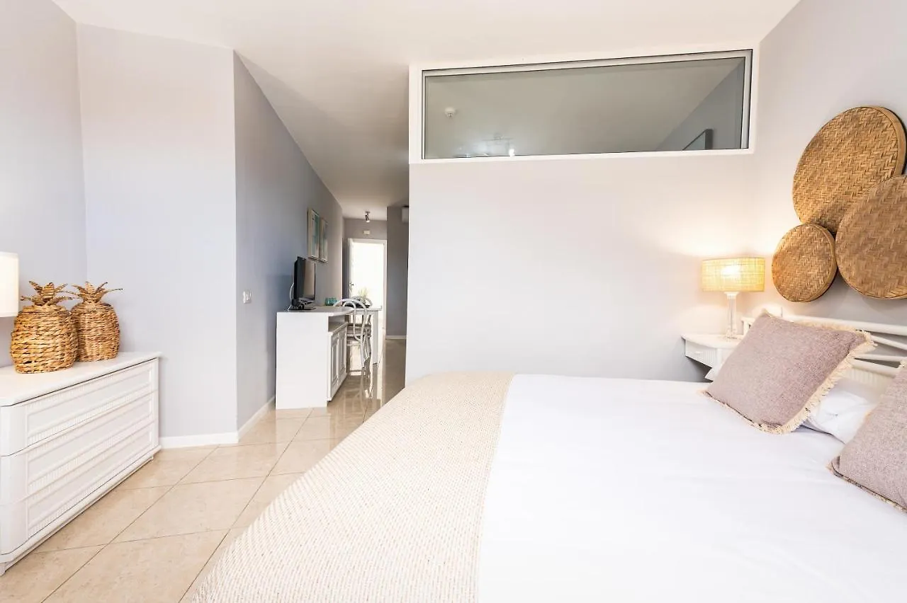 Apartamentos Barranco Del Infierno Адехе 0*,